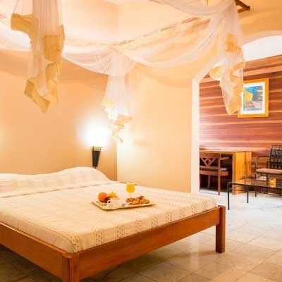 HOTEL LODGE DES ALMADIES